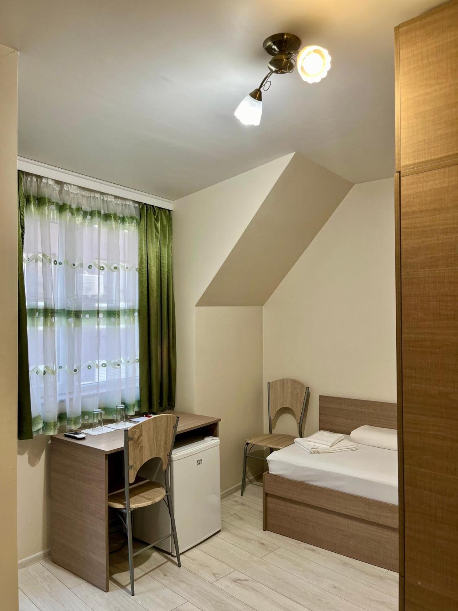 Хостел Атлас - Hostel Atlas Blagoevgrad Ngoại thất bức ảnh